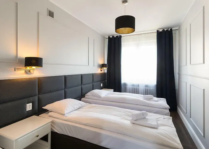 Executive 3 Bedroom By Your Freedom 公寓 华沙